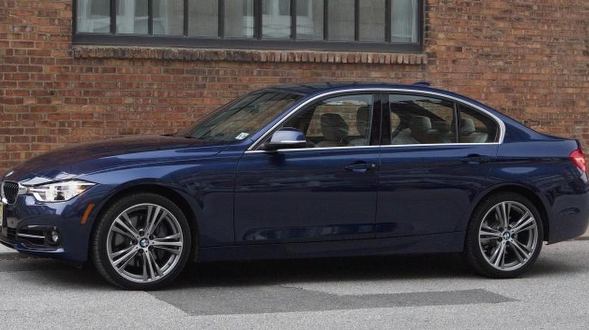 The 2016 BMW 340i sedan.