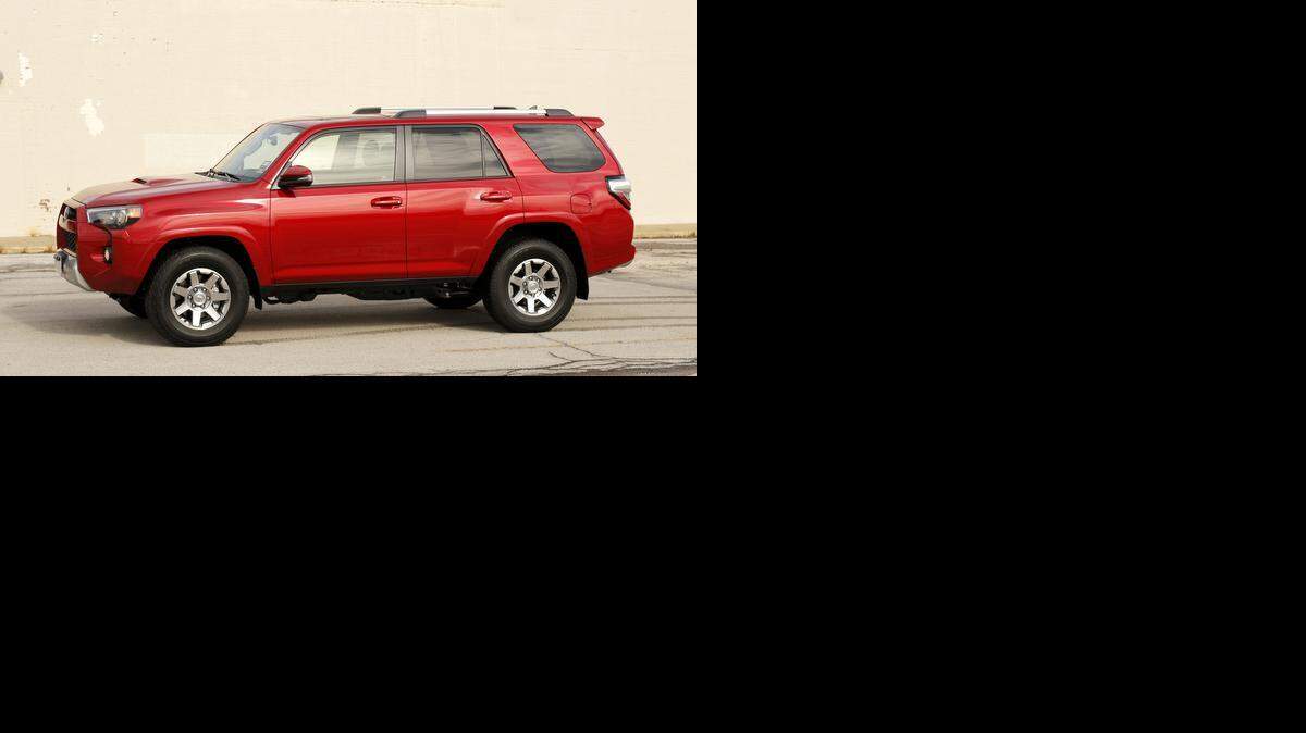 
The 2015 Toyota 4Runner 4x4 Trail Premium
