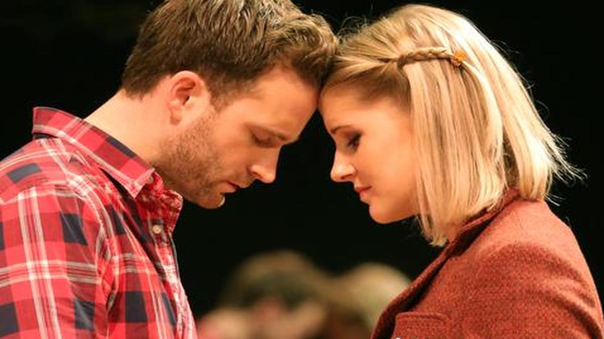 
Stuart Ward plays Guy and Dani de Waal stars Girl in the road company of “Once,” the Broadway musical based on the 2007 Irish film.
