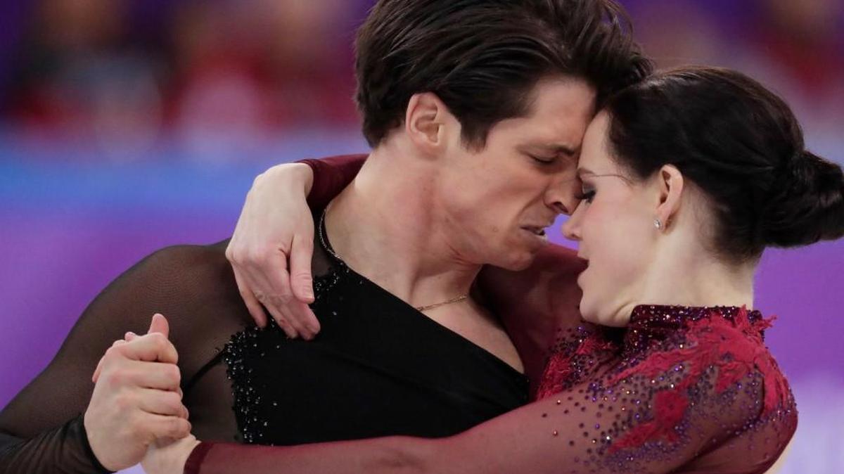 Scott Moir and Tessa Virtue of Canada performed to “Moulin Rouge.”