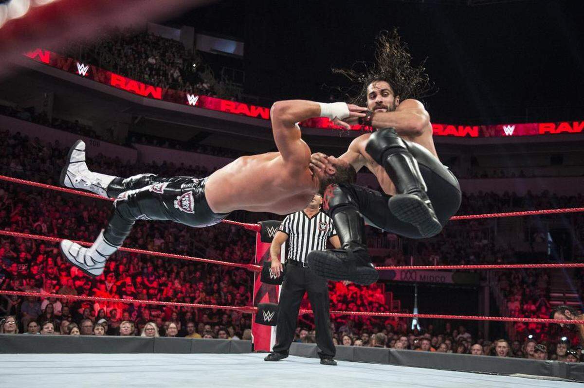 “WWE Monday Night RAW”