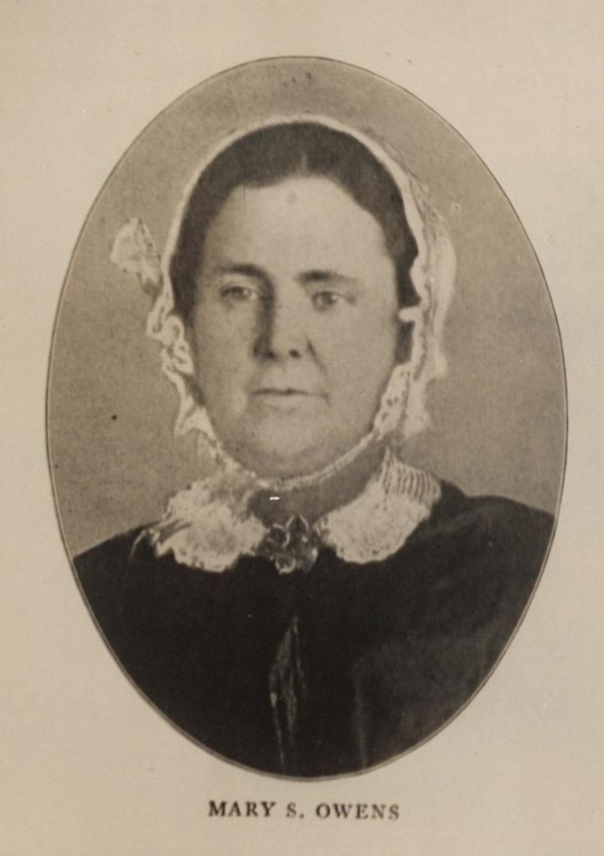 Mary Owens turned down two proposals from Lincoln.