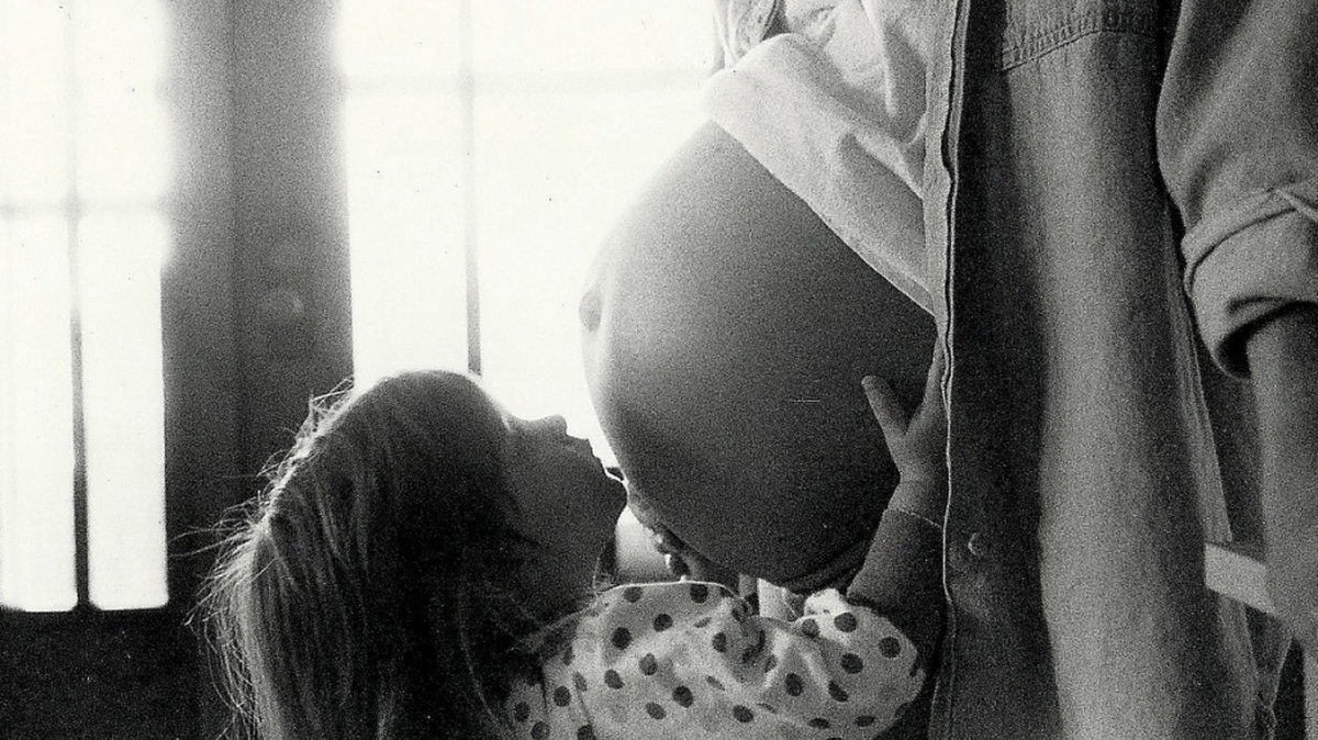 Brenna Finn with mom Lauren Chapin, when she was pregnant with sister Maren. Chapin, who was The Star’s restaurant critic and married to music writer Timothy Finn, died of a brain aneurysm in 2008. Their girls were 14 and 16 years old at the time.
