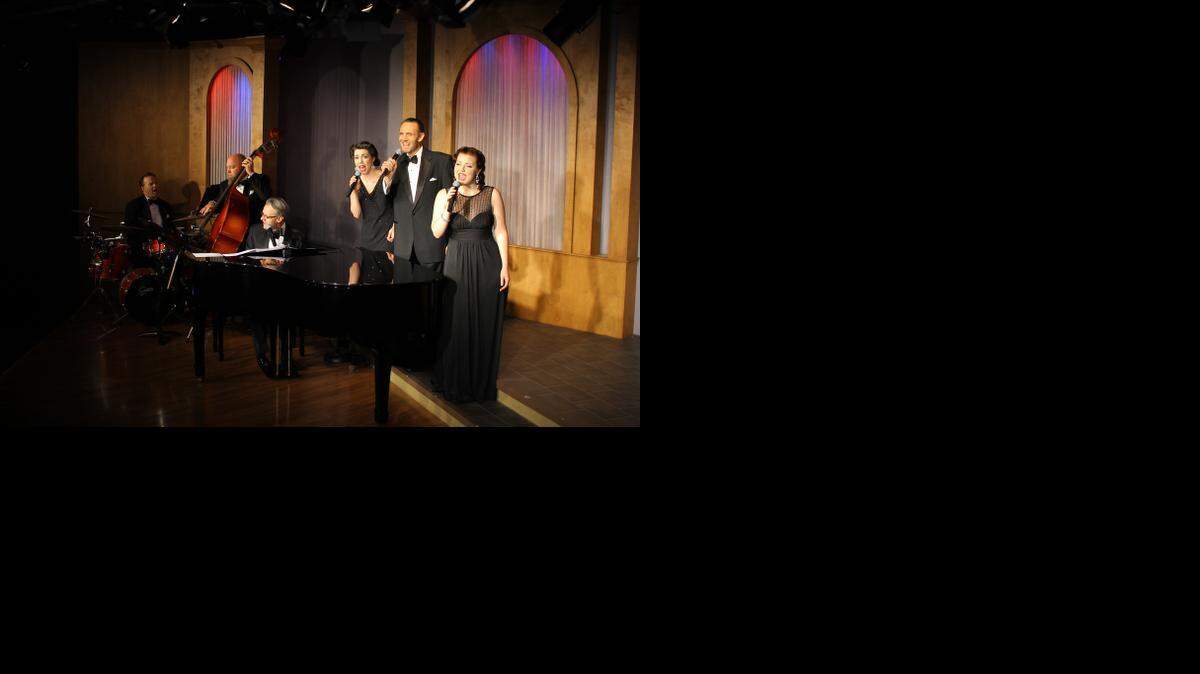 
The cast of “Cheek to Cheek,” from left: Ken Remmert on drums, Brian Wilson on bass, J. Kent Barnhart at the piano and singers Stefanie Wienecke, Cary Mock and Shelby Floyd.
