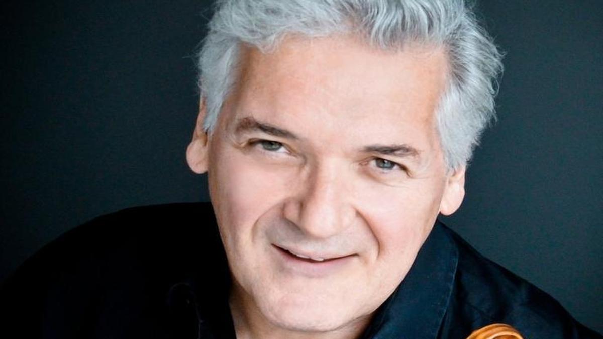 Violinist Pinchas Zukerman performs at 8 p.m. Friday at Helzberg Hall, Kauffman Center for the Performing Arts. Tickets are $29-$79. Call 816-561-9999 or go to chambermusic.org.