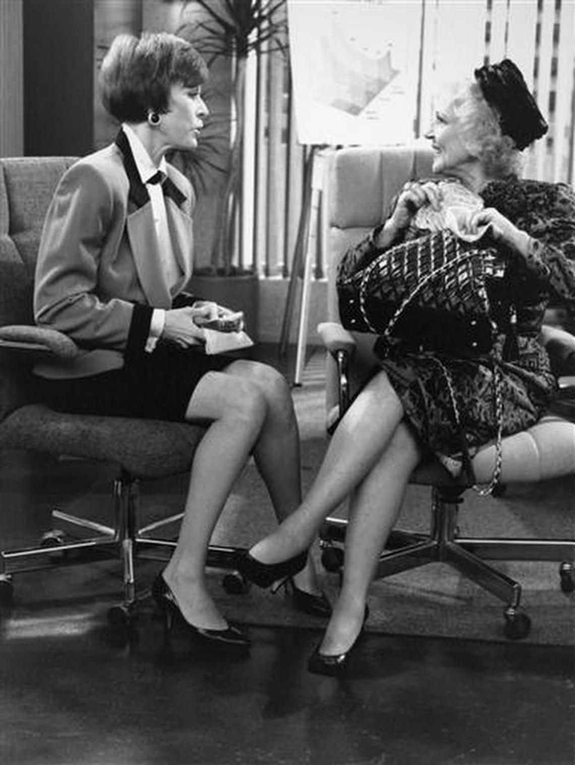 Carol Burnett (left) as Rosalind Burke, Betty White as Trisha Durant in “Trisha Springs Eternal” in 1990.