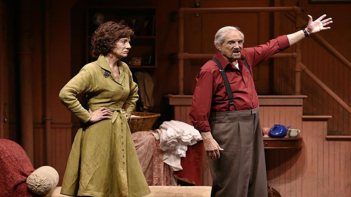 Stage couple Charlotte and George Hay (Carmen Roman and Hal Linden) are on tour with an unlikely pairing of Noel Coward’s “Private Lives” and Edmond Rostand’s “Cyrano de Bergerac” performed in repertory in the farce “Over the Moon” at the New Theatre Restaurant. The show runs through April 24.