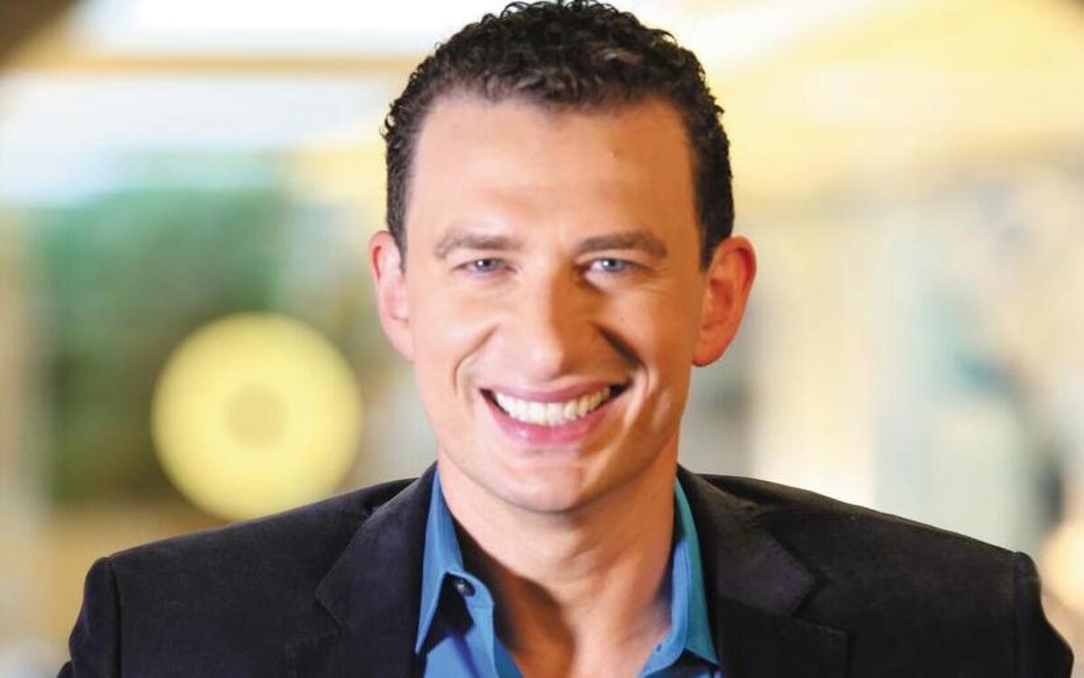 
Author Josh Levs 
