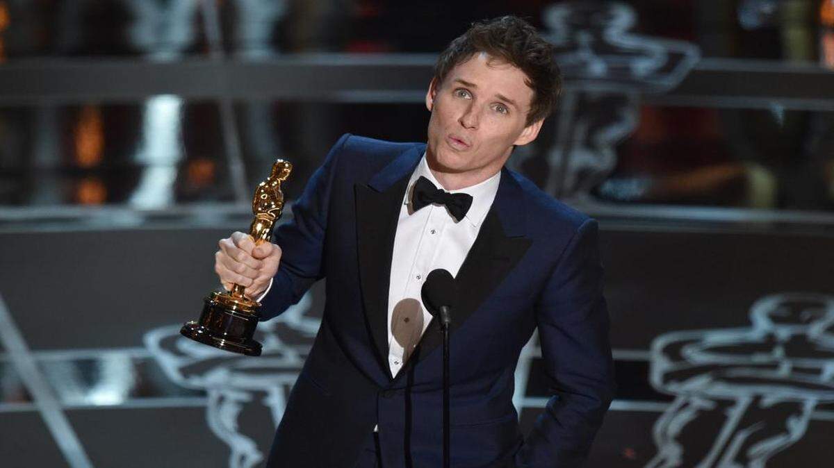 
Eddie Redmayne, who won an Oscar for “The Theory of Everything,” is the front-runner to star in “Fantastic Beasts and Where to Find Them.”
