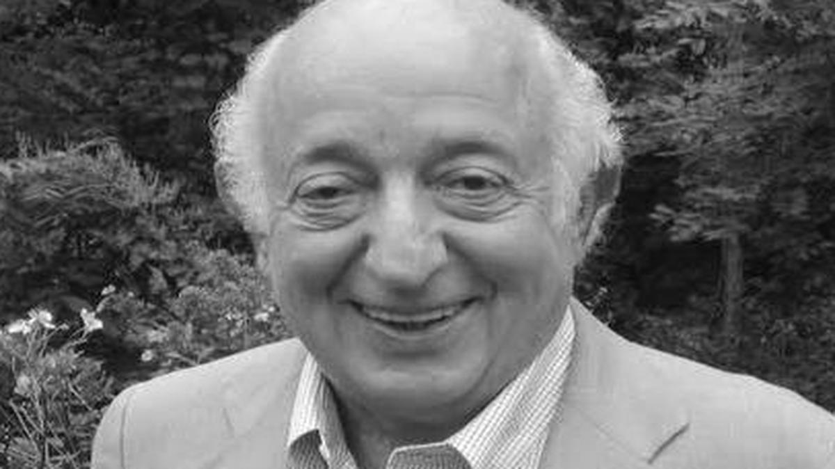 
Roger Kahn
