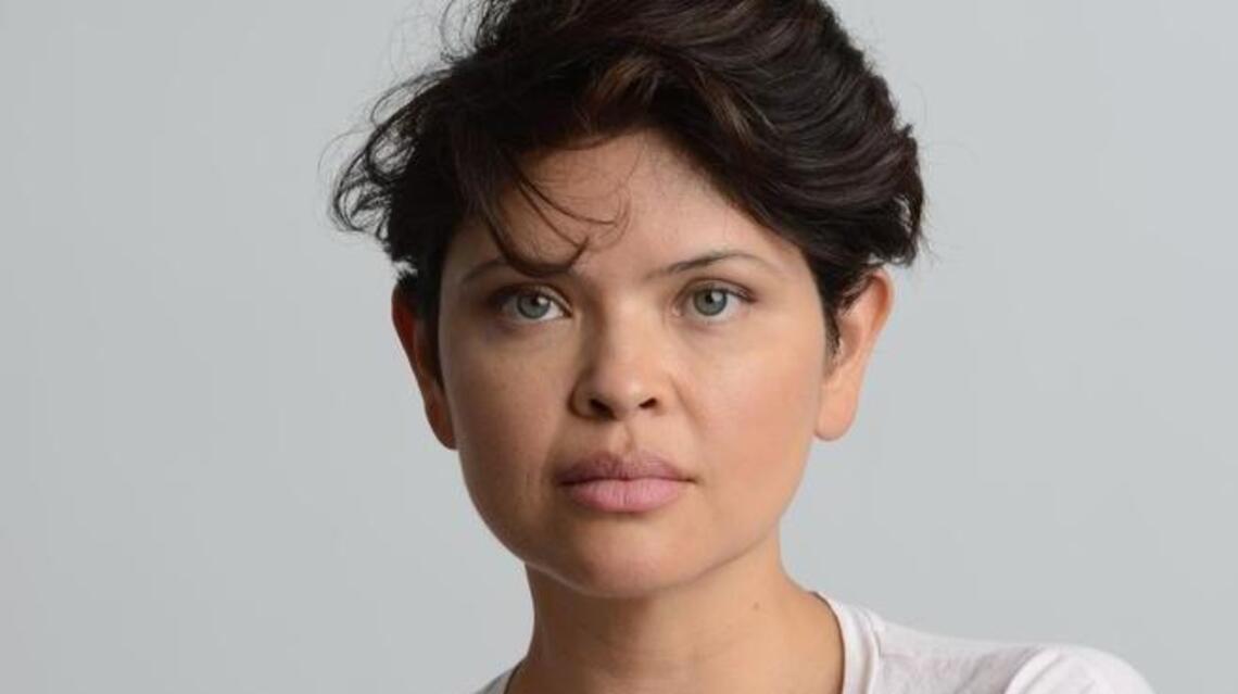 ‘Mean’ author wields a potent weapon against trauma: Humor