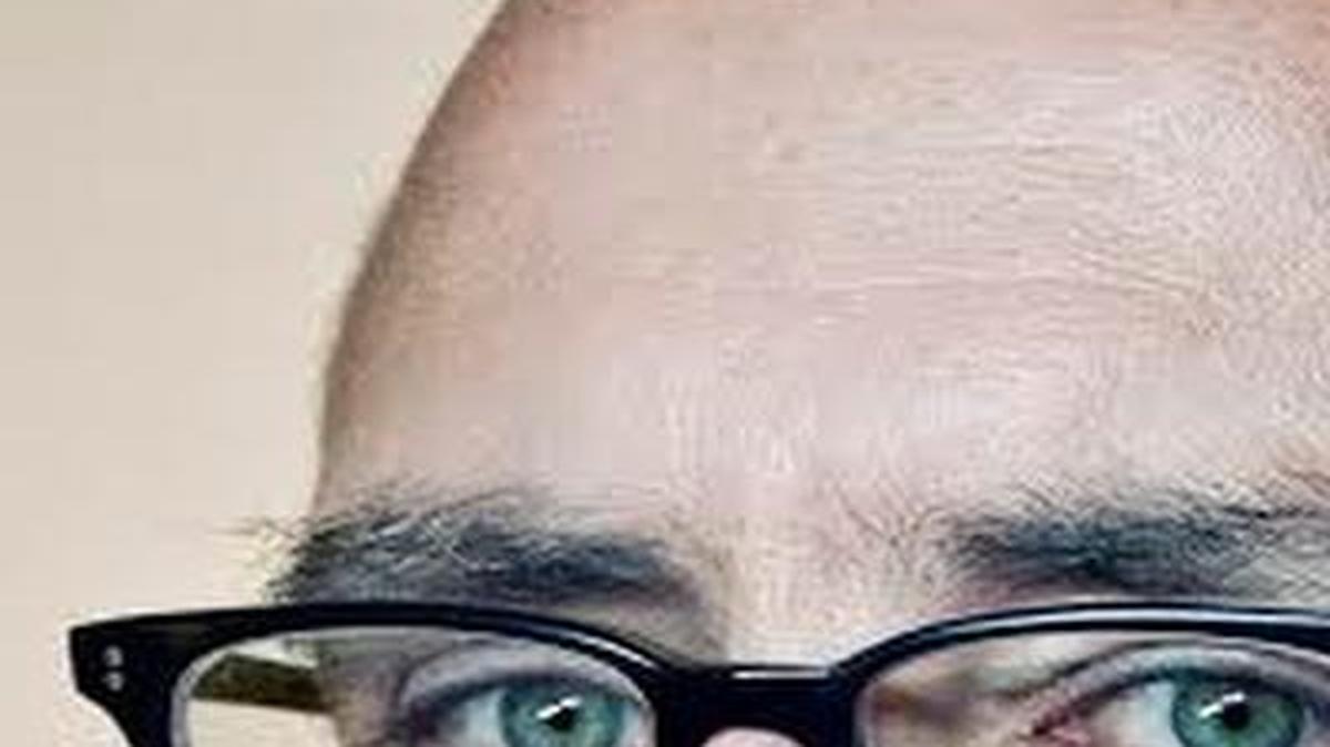 
Author Chuck Palahniuk
