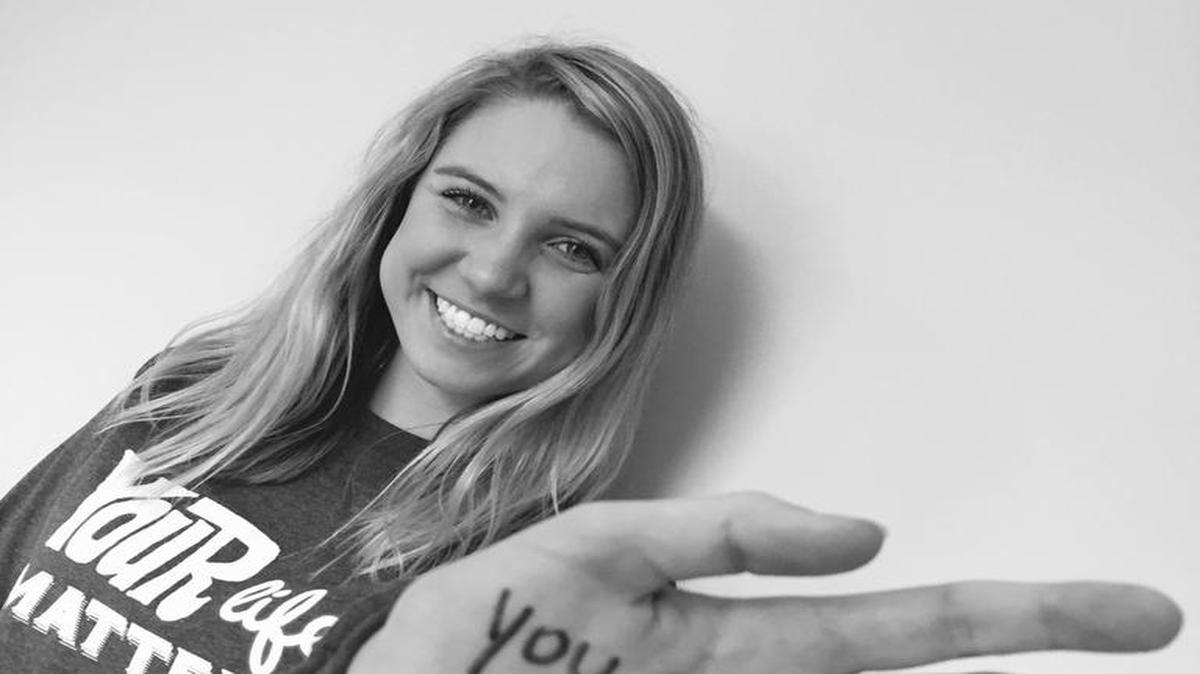 Last week, Lenexa teen Abby Jo Hamele wrote a hilarious email to her philosophy teaching assistant while recovering from surgery. After she posted it on Twitter, the email went viral and was featured by Buzzfeed, the Daily Mail and Hello Giggles.