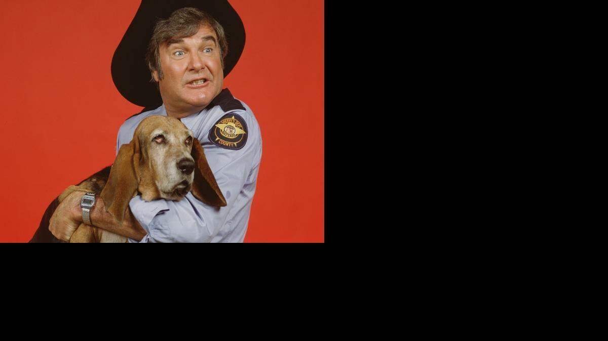 
James Best played Sheriff Rosco P. Coltrane, the bumbling minion of Jefferson Davis ‘Boss’ Hogg, a corrupt county commissioner and the show's bad guy.
