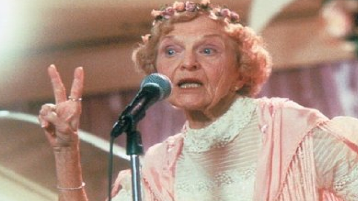 
Actress Ellen Albertini Dow, who rapped in the movie “The Wedding Singer,” died on Monday.
