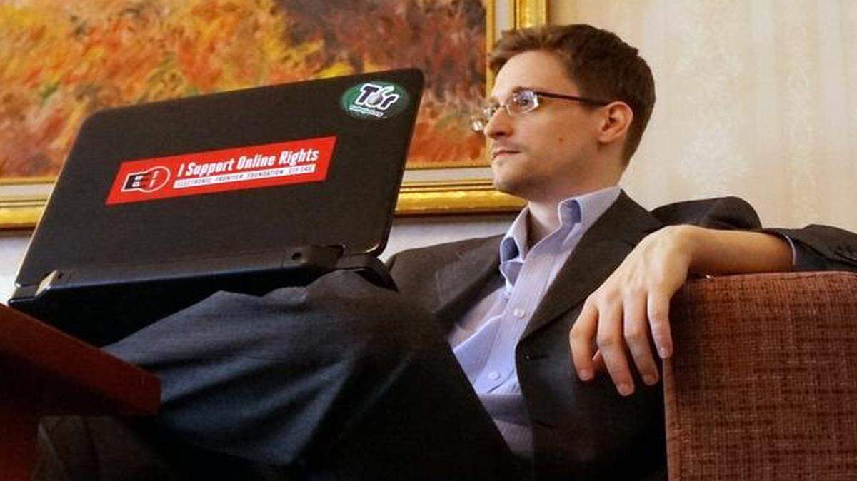 
Last week on NBC, Edward Snowden disputed efforts to characterize him as a low-level hacker, saying he was “trained as a spy” and offered technical expertise to high levels of government.


