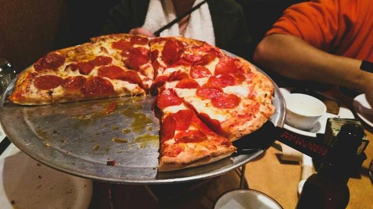 Food Network says this Kansas City pizzeria makes one of America’s Top 50 slices
