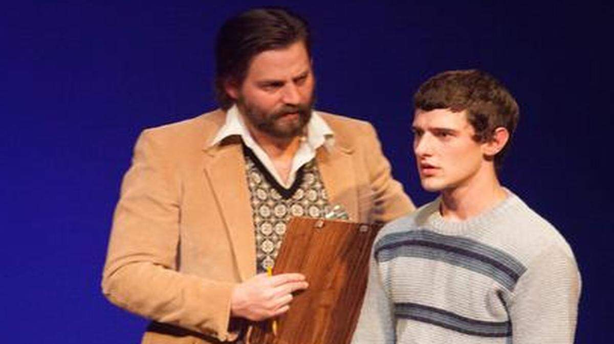 
Rusty Sneary, left, plays a psychiatrist and Matt Lindblom plays his patient in “Equus” at the Living Room.
