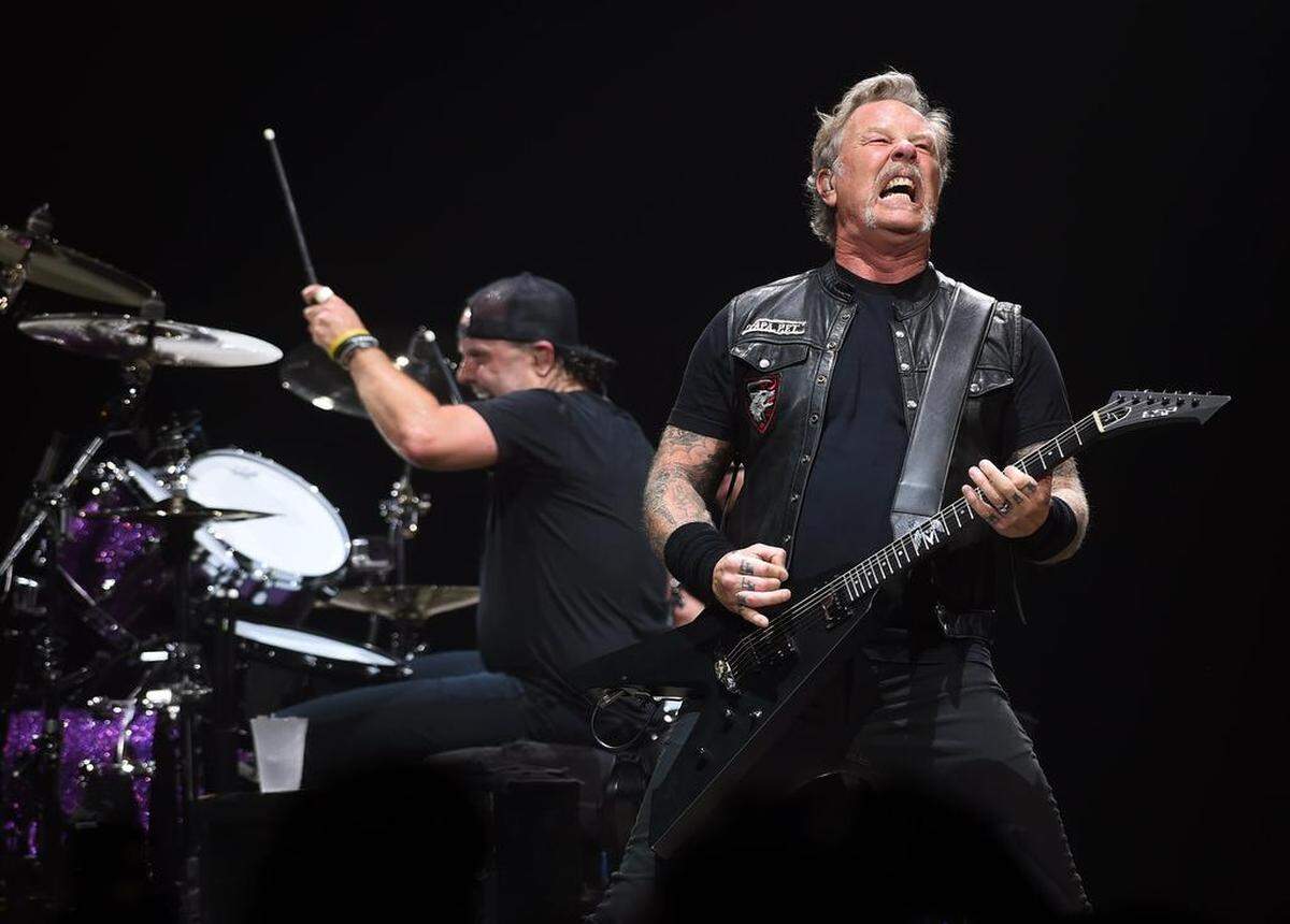 Metallica’s James Hetfield, right, with Lars Ulrich, left.