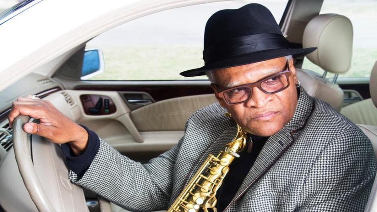 Bobby Watson leads the American Jazz Orchestra, plus singer Ernie Andrews, in a concert on Saturday at the Gem Theater.
