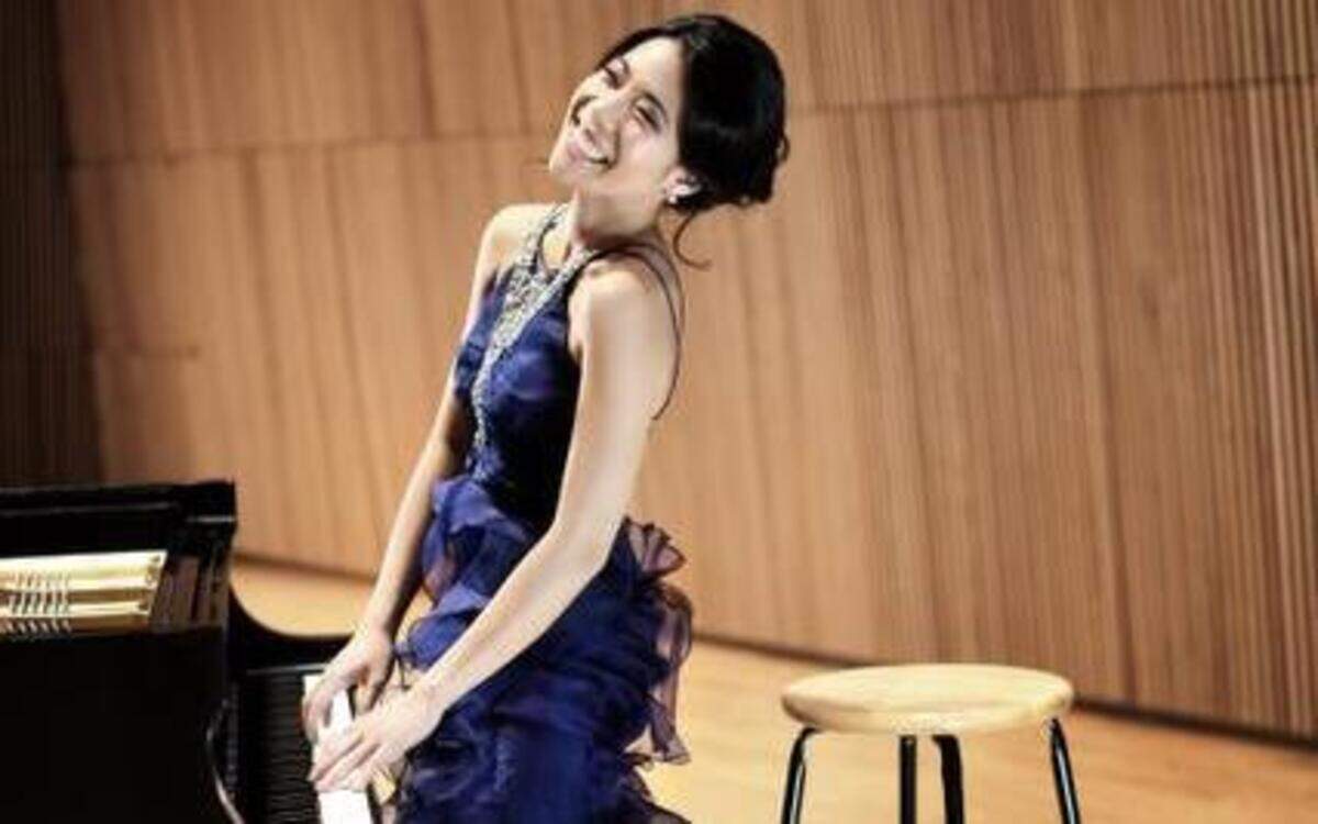 
Pianist Joyce Yang was a guest soloist with the Kansas City Symphony on Friday night in Helzberg Hall.
