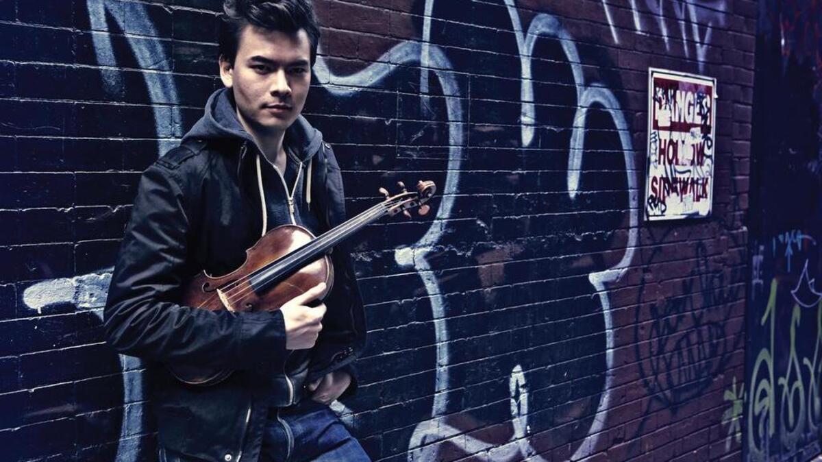 Violinist Stefan Jackiw will perform with the Kansas City Symphony next weekend.
