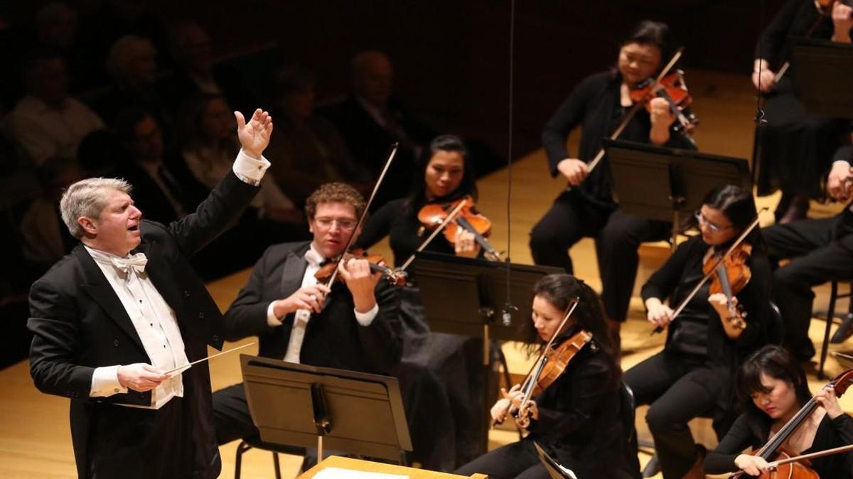 Michael Stern conducts the Kansas City Symphony in Helzberg Hall.