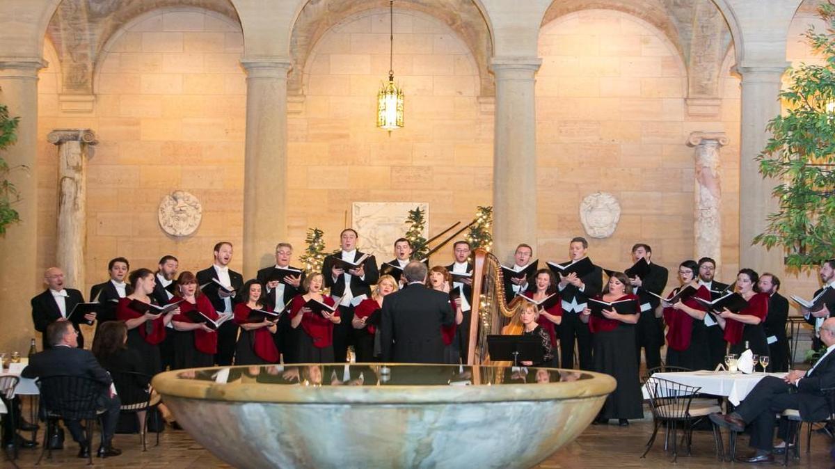 The Kansas City Chorale on Monday won the 2016 Grammy for best choral recording for “Rachmaninoff: All-Night Vigil,” which was performed with the Phoenix Chorale.
