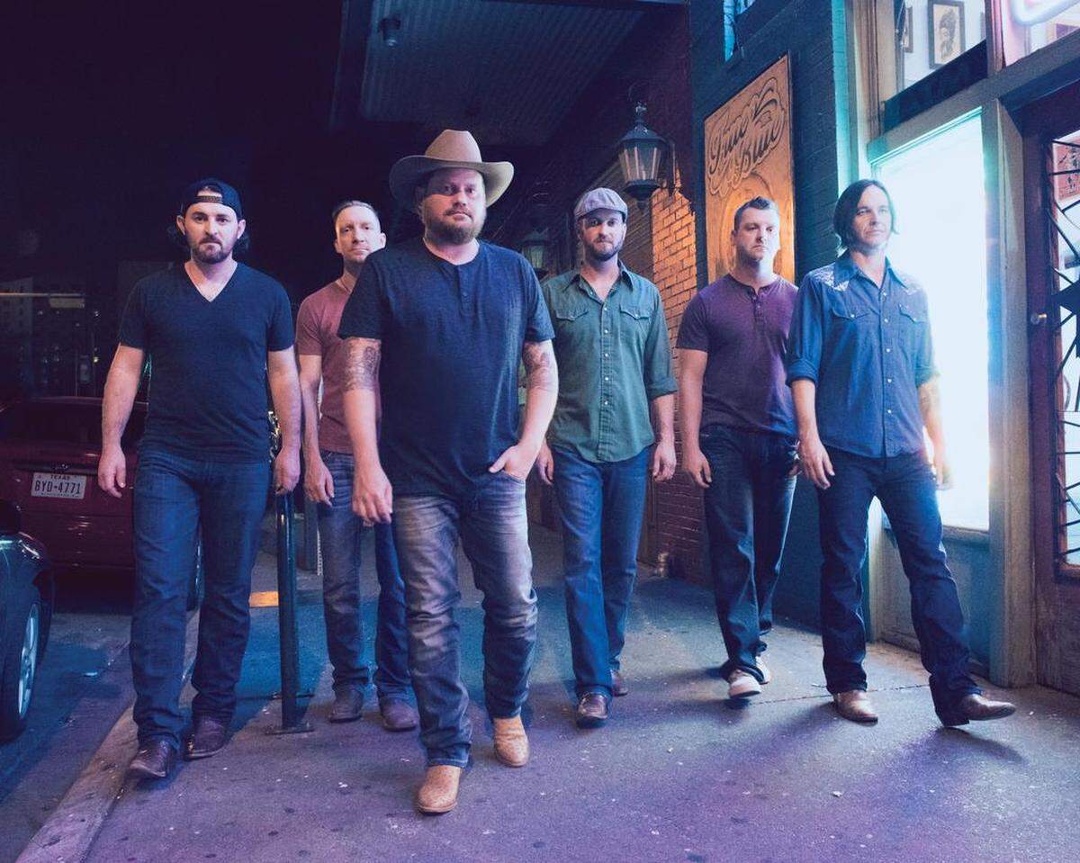 Randy Rogers Band is a highlight of the 2019 Hot Country Nights concert series at Power & Light District.