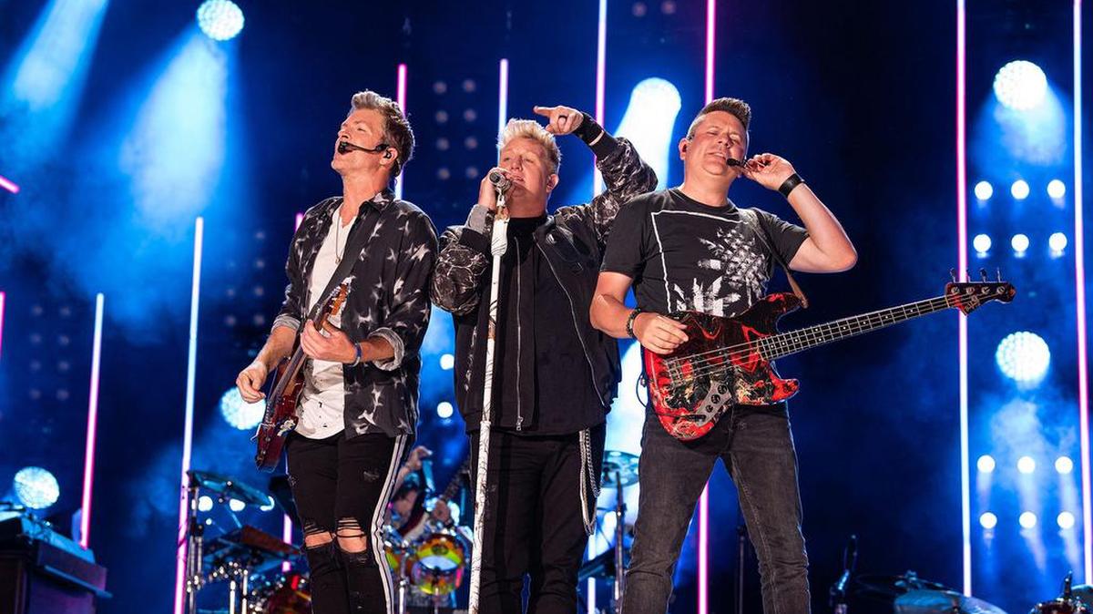 Gary LeVox, from left, Jay DeMarcus and Joe Don Rooney of Rascal Flatts will perform at the Sprint Center in June.