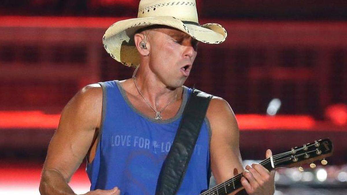 Kenny Chesney returns to Arrowhead Stadium on July 14.