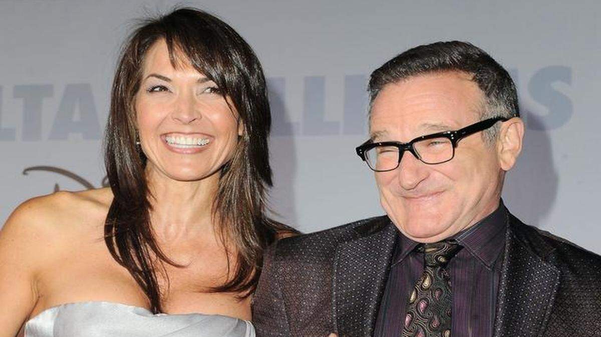 
Robin Williams and his wife, Susan Schneider, in 2009
