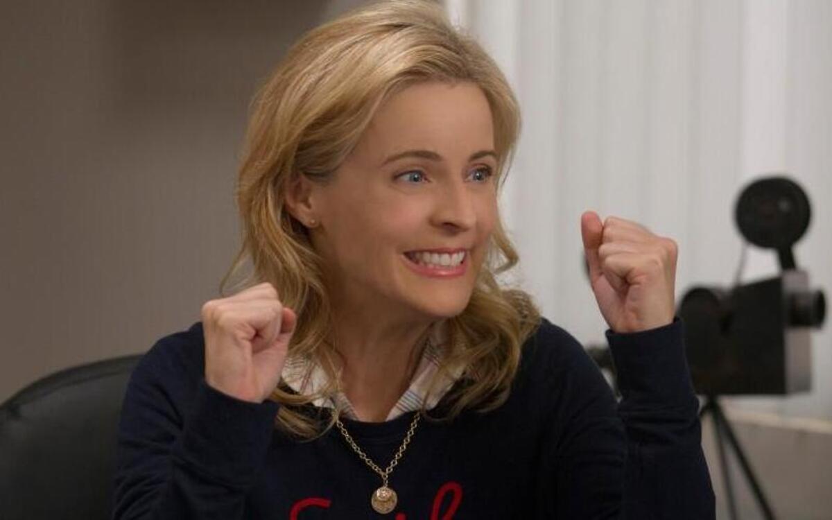 Maria Bamford plays a fictionalized version of herself on Netflix’s “Lady Dynamite.” Bamford will bring her stand-up act to the Folly Theater on Thursday, Oct. 20.