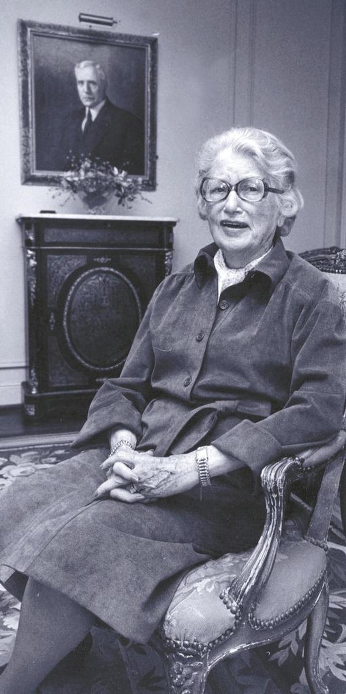 In her later years, Nell Donnelly Reed lived in the Walnuts, south of the Country Club Plaza, where one wall bore a portrait of her second husband, James A. Reed, who died in 1944. She died in 1991 at age 102.