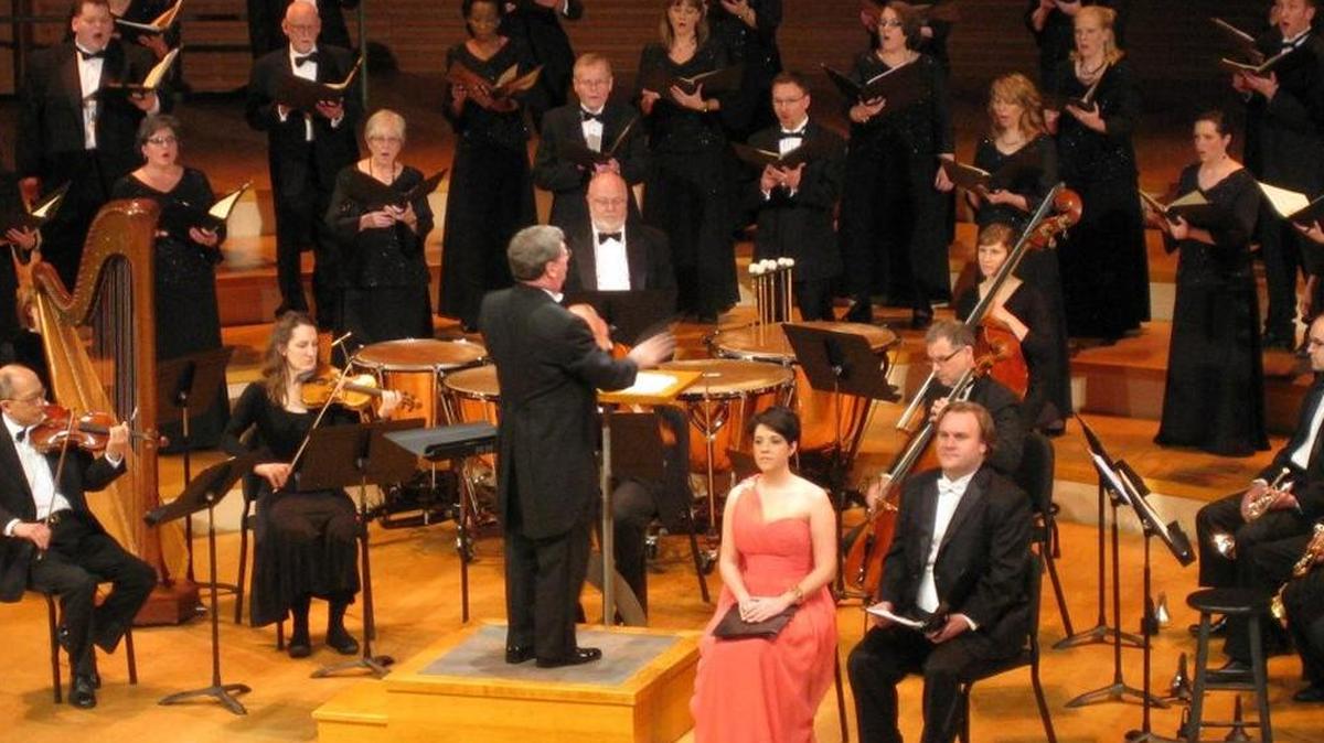 The William Baker Festival Singers will present Mozart’s “Great” Mass in C minor and a world premiere of “Seven Last Words” on Sunday, April 8.