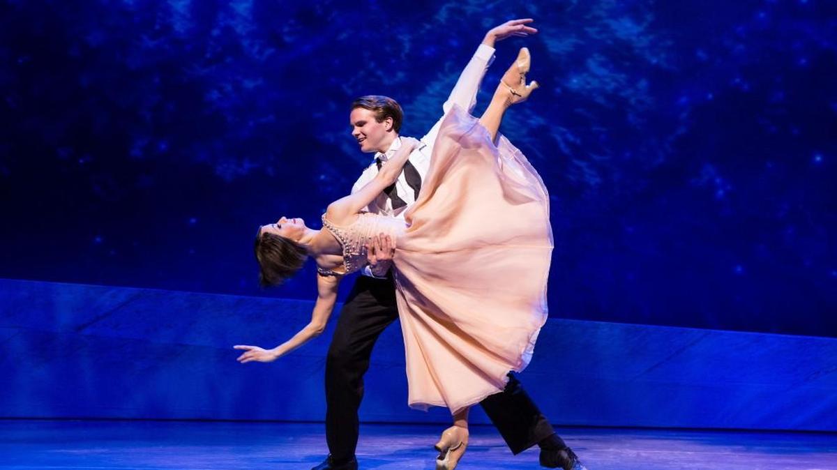 A French dancer (Sara Etsy) and an aspiring American painter (McGee Maddox) express their love through ballet.