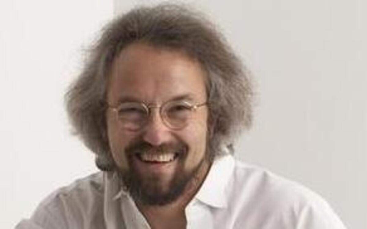 
Carlos Kalmar, music director of the Oregon Symphony, is recognized for his innovative programming.
