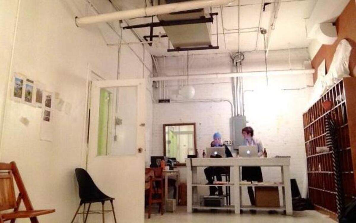 
Heidi Van and Peregrine Honig share a new space called the White Room at the Fishtank Performance Studio.
