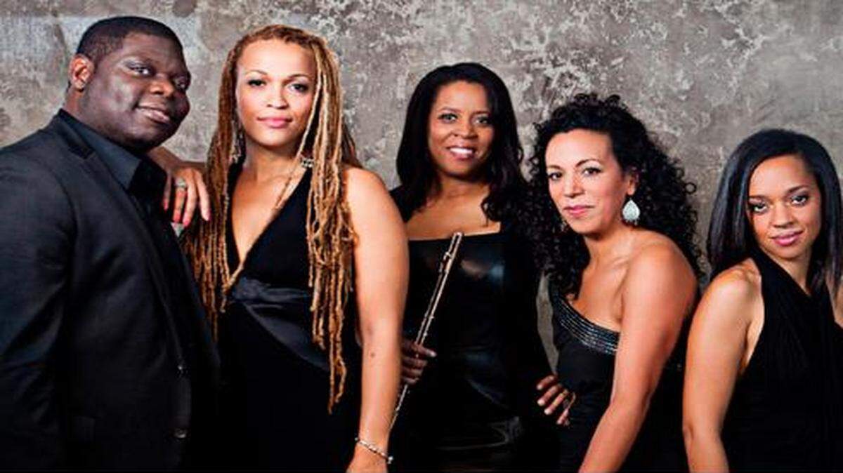 
Imani Winds quartet (above) and the Harlem Quartet.
