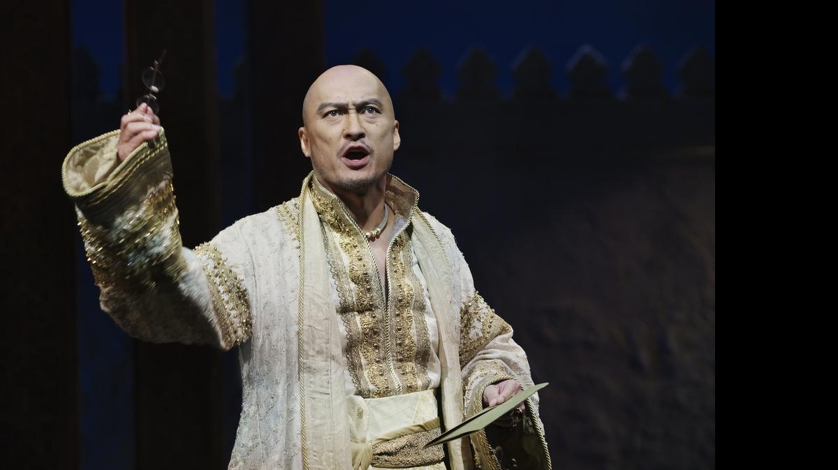
Ken Watanabe makes his American stage debut in the Lincoln Center revival of “The King and I.”
