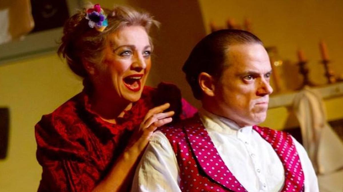 Siobhan McCarthy and Jeremy Secomb star in a new off-Broadway production of “Sweeney Todd: The Demon Barber of Fleet Street.” The Kansas City Repertory Theatre will present its own production next year.