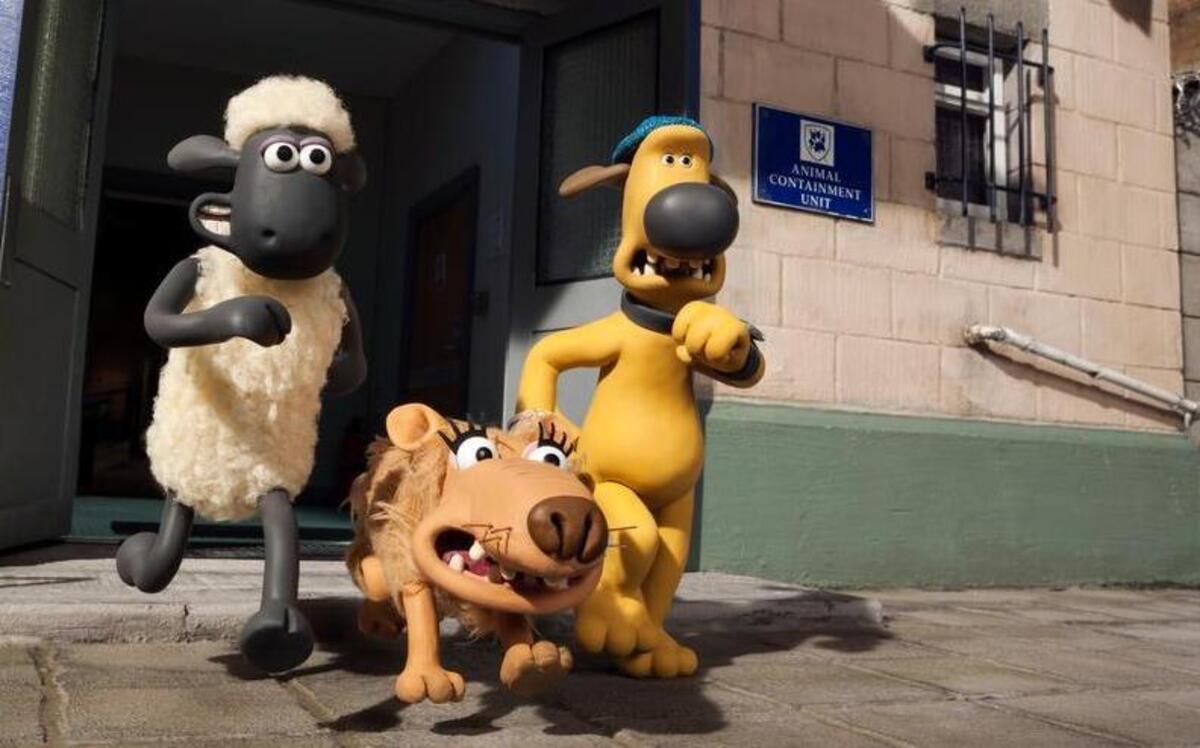 
When they head to the big city, Shaun (from left), Slip and sheepdog Bitzer have a run-in with the law.
