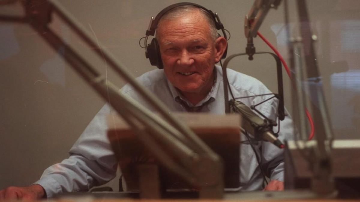 Charles Gray was the morning news anchor to thousands of morning rush-hour listeners on WDAF radio.