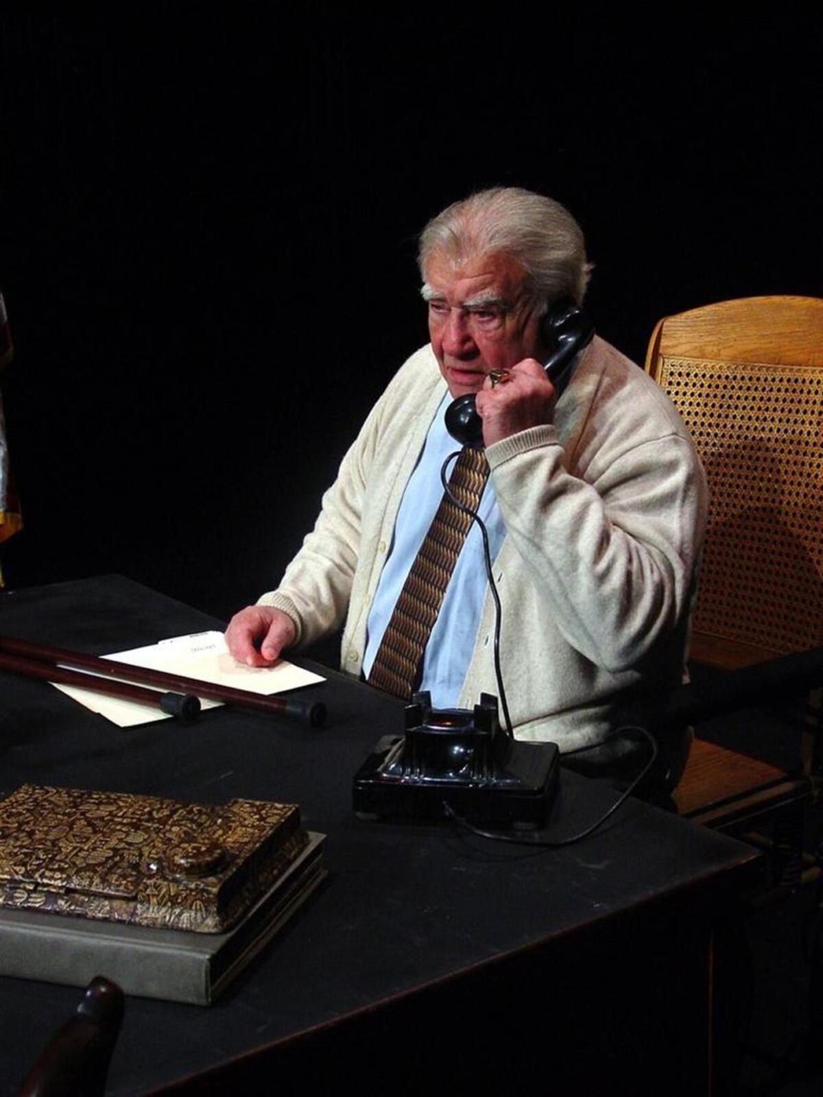 Ed Asner starred in “FDR,” a touring production that explored the life and presidency of Franklin Delano Roosevelt.