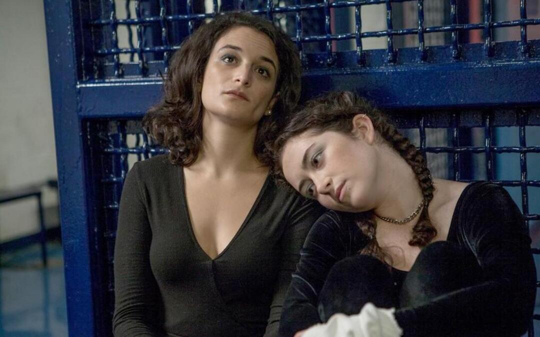 Two sisters (Jenny Slate, left and Abby Quinn) try to cope with their dysfunctional lives.