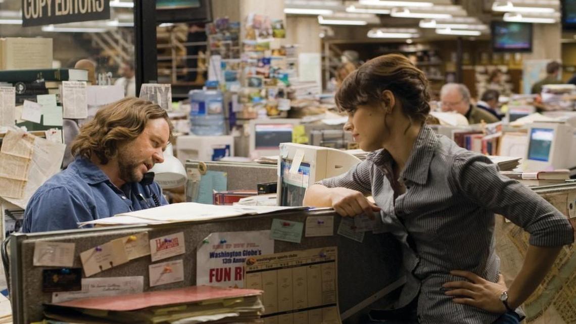 Yes, newsrooms are often this messy. But “State of Play” reporters Russell Crowe and Rachel McAdams should have their writing cleaned up by an editor.