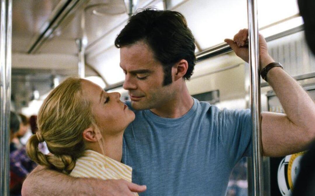 
Amy (Amy Schumer) knows her budding romance with a doctor (Bill Hader) is corny, but she falls for him anyway.
