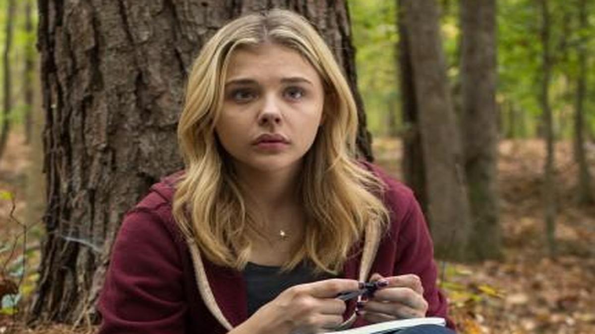 And you thought the world had problems now. Chloë Grace Moretz is on the run and must confront “The 5th Wave” of deadly alien attacks, starting Jan. 22.