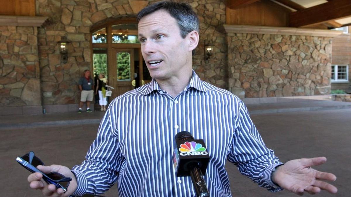Now that Thomas Staggs is stepping down from the No. 2 post at Disney, there are few internal candidates who have the management experience necessary for the top job at the world’s largest entertainment company, analysts said.