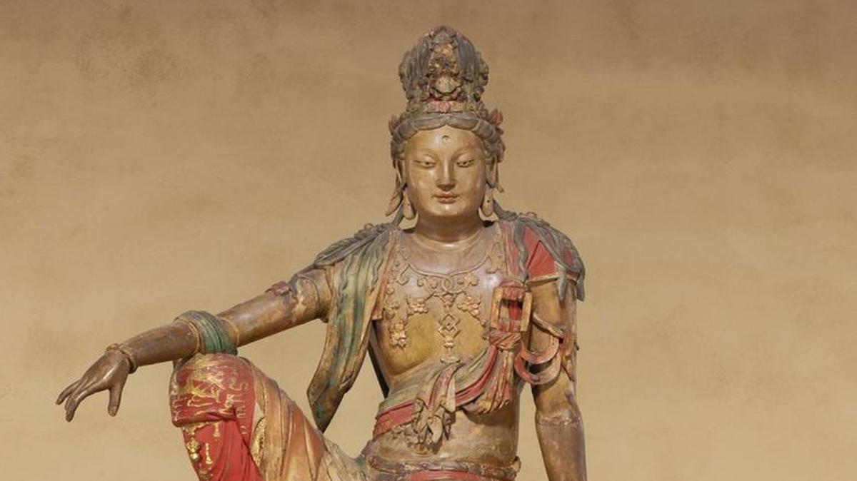 Even if you don’t know anything about art, you know the Guanyin of the Southern Sea is cool.